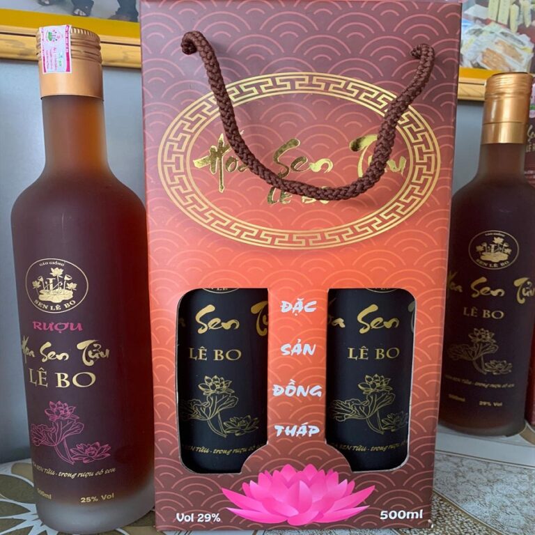 rượu hoa sen Lê Bo