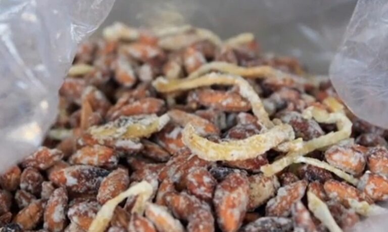 mứt hạt bàng Côn Đảo